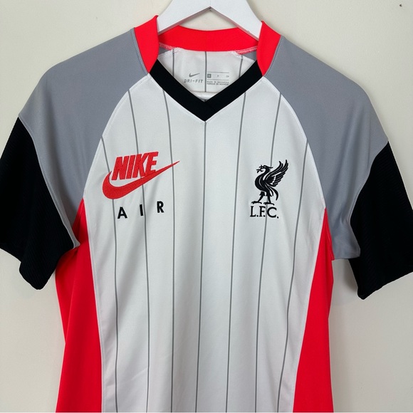 Nike 2021-22 Liverpool Air Max Club Collection - Picture 2 of 12